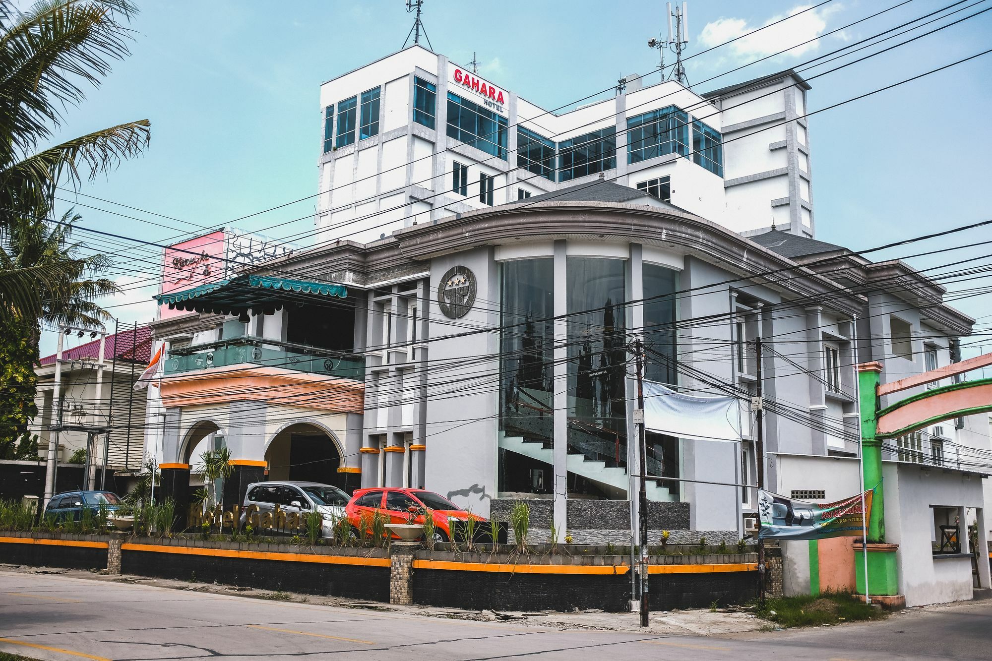 Hotel Reddoorz Plus Near Mall Panakukang Makassar Exterior foto